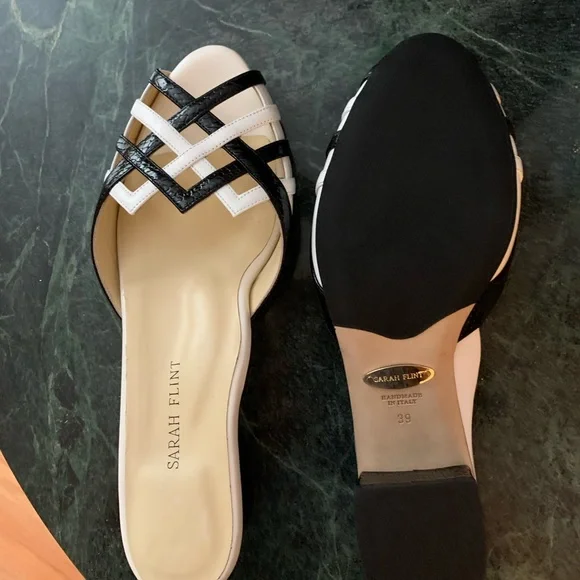 NWOB Sarah Flint Slip On Sandal Sz 39 - Picture 4 of 6